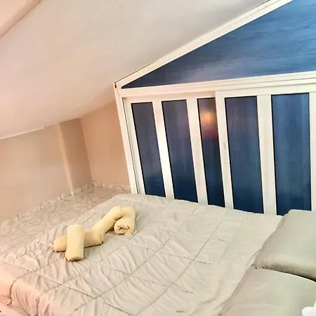 Apartment αυτόνομη μεζονέτα με εσωτερικό τζάκι και μπαλκόνια Athens
